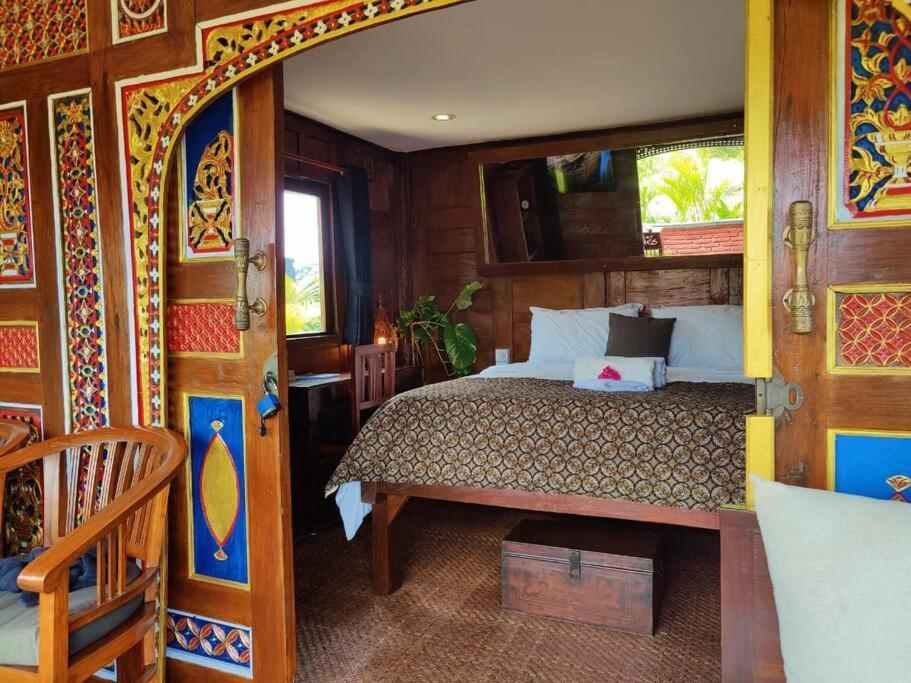 The Hidden Escapes Bingin- Sunset Rooftop Wood House With Ocean View & Private Kitchen Uluwatu Exteriör bild