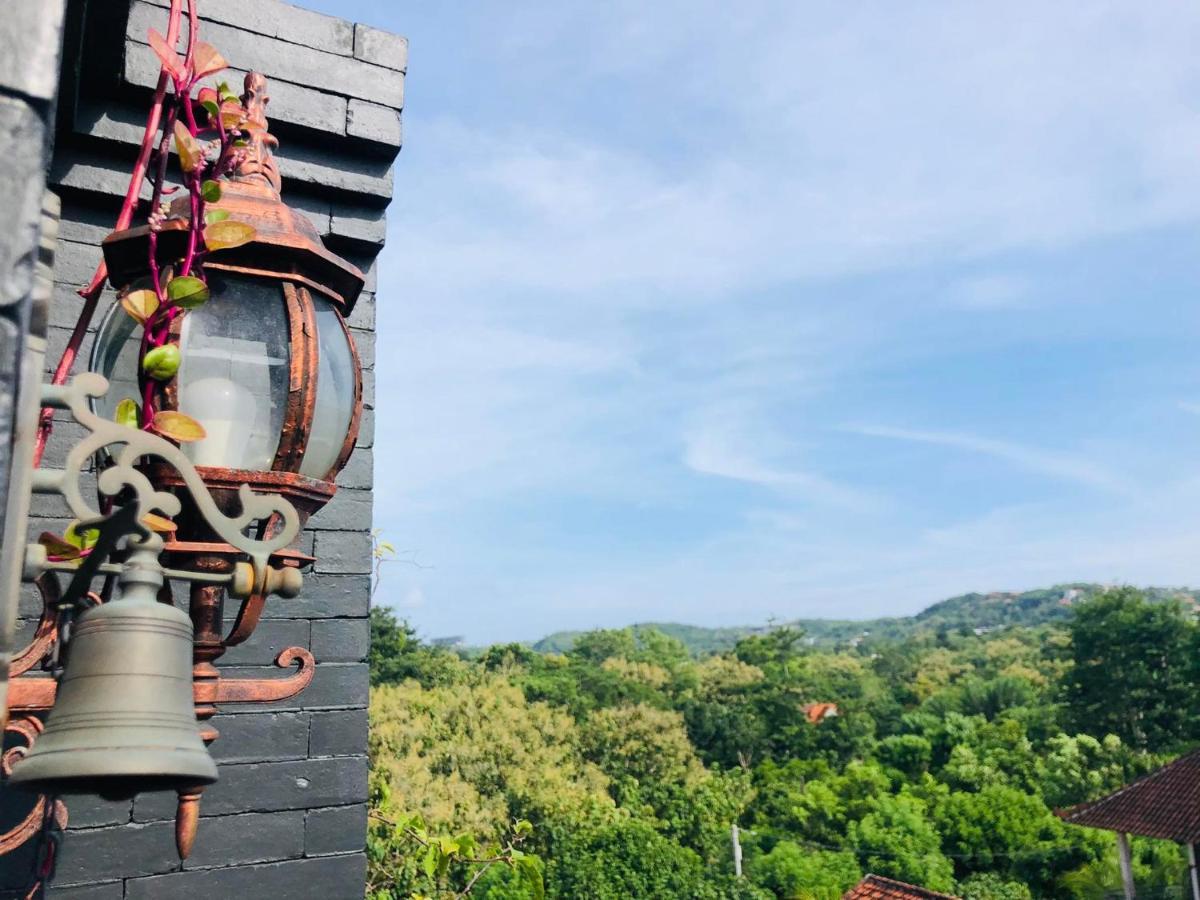 The Hidden Escapes Bingin- Sunset Rooftop Wood House With Ocean View & Private Kitchen Uluwatu Exteriör bild